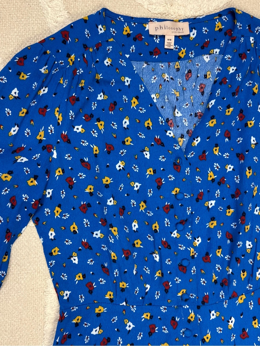Philosophy Blue Floral Blouse – Long Sleeve - Cropped Feminine Style – Size M